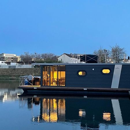 Hausboot Lore Дуйсбург Екстериор снимка